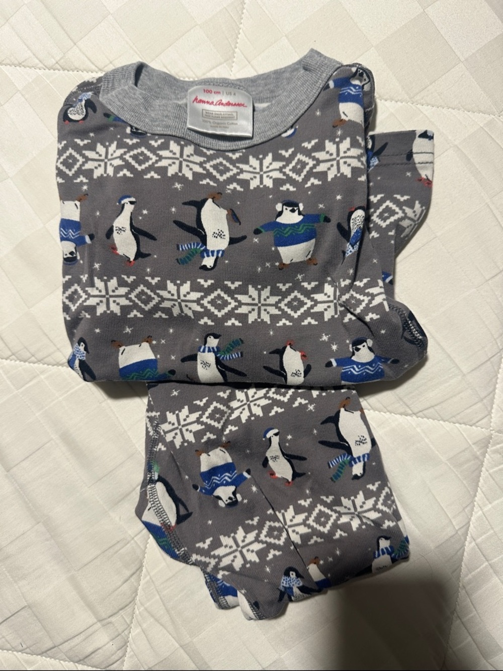 Hanna Andersson Gray Penguin Kids Pajama Set